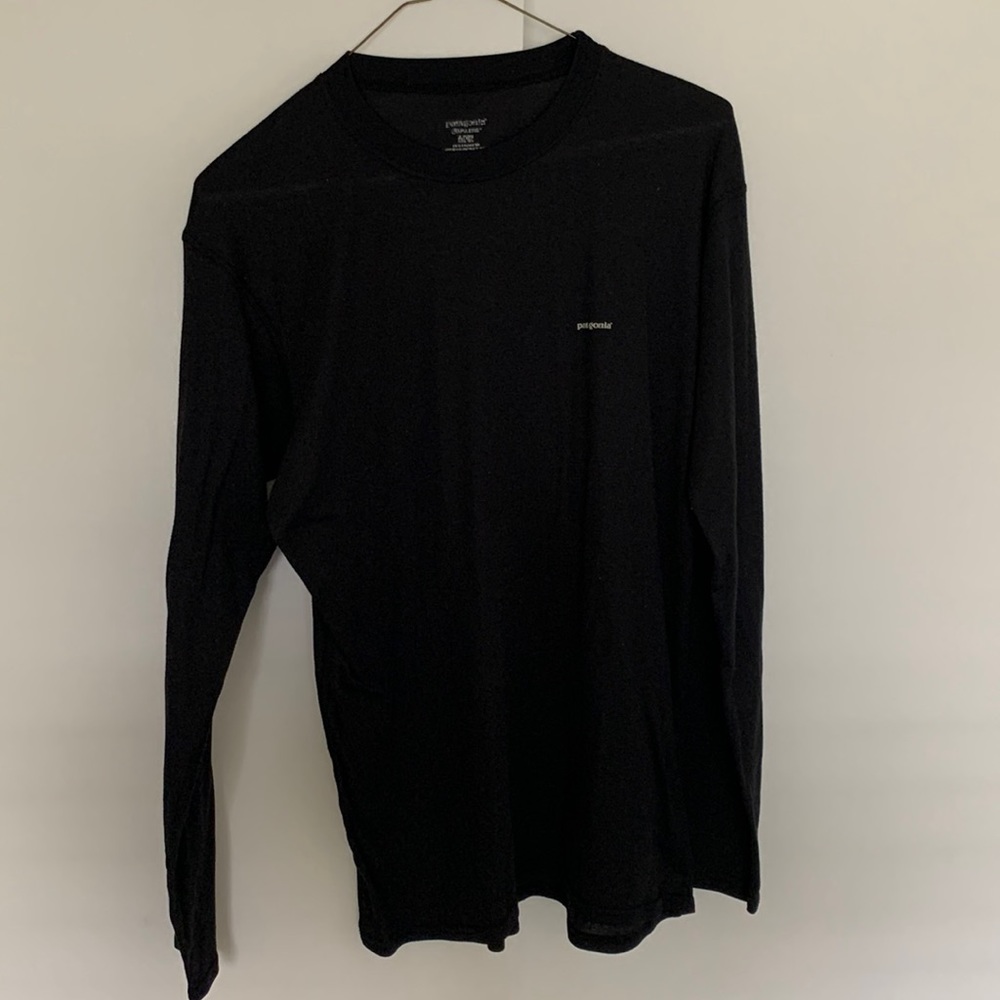 Mens Patagonia Capillene Base Layer. Size L.